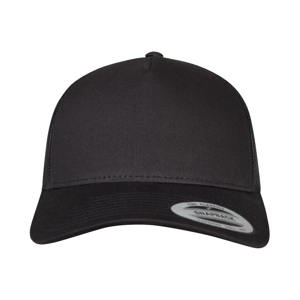 5-Panel Retro Trucker Cap (Flexfit) — Przód