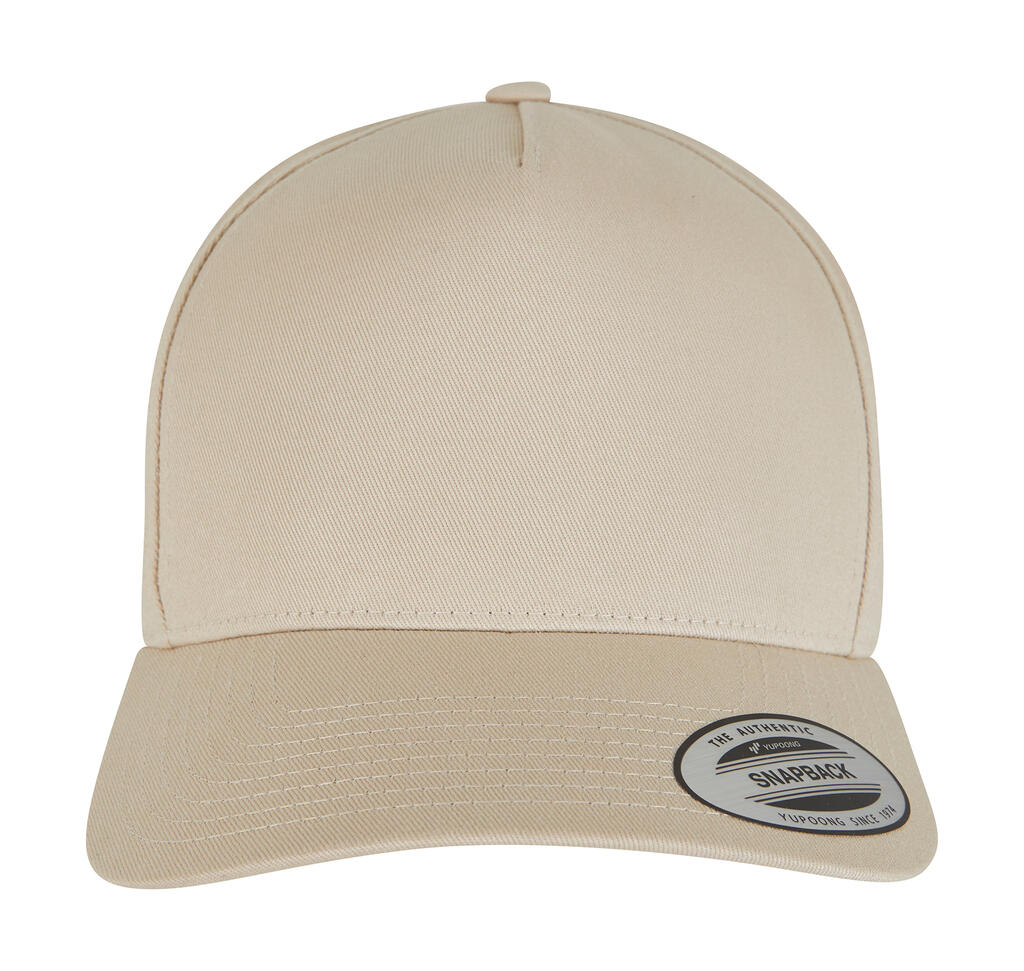 Czapka z daszkiem 5-Panel Curved Classic Snapback (Flexfit) — Przód